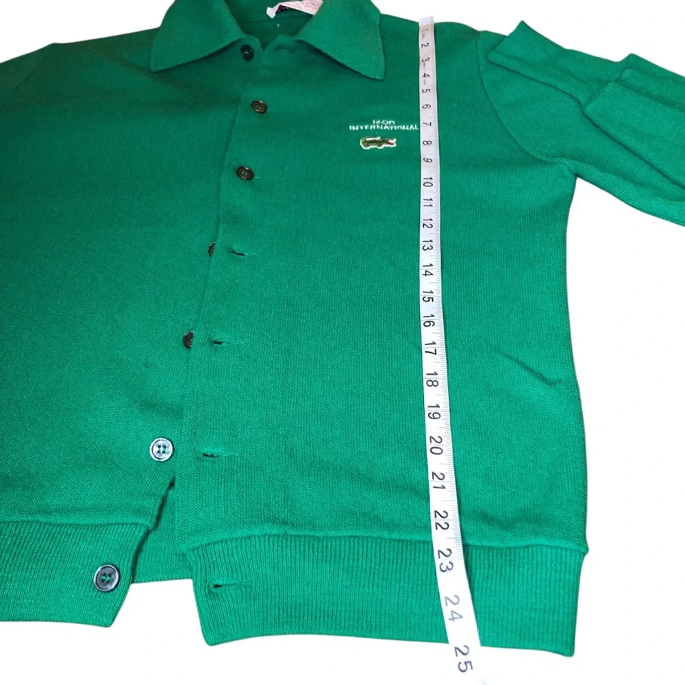 Vintage Izod of London Lacoste Cardigan Men’s Medium Green Alligator Logo Preppy - Picture 7 of 10